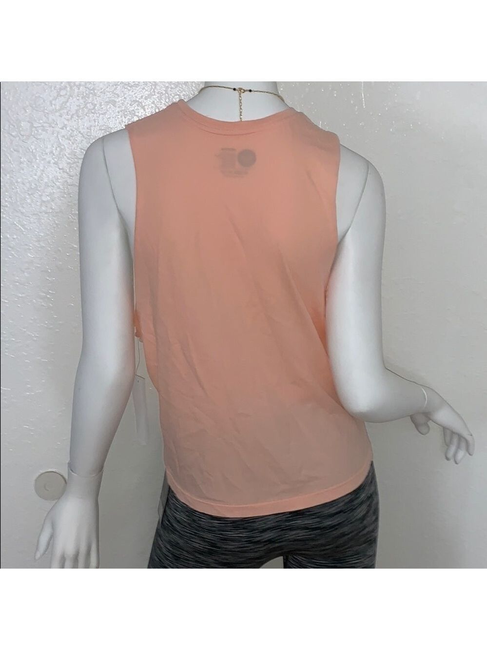 ROXY CANYON CROP MUSCLE TANK PEACH CORAL SIZE MEDIUM - Picture 7 of 9